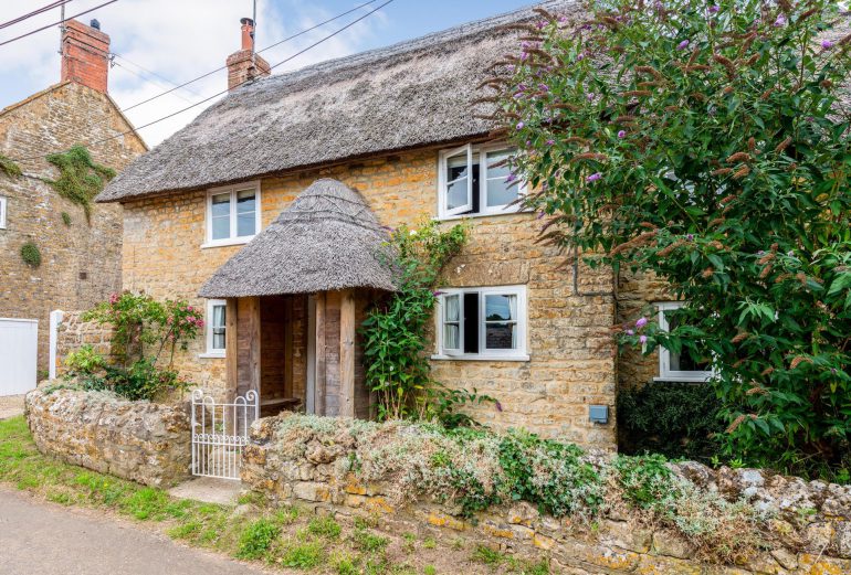 Vicarage Cottage Thumbnail Image