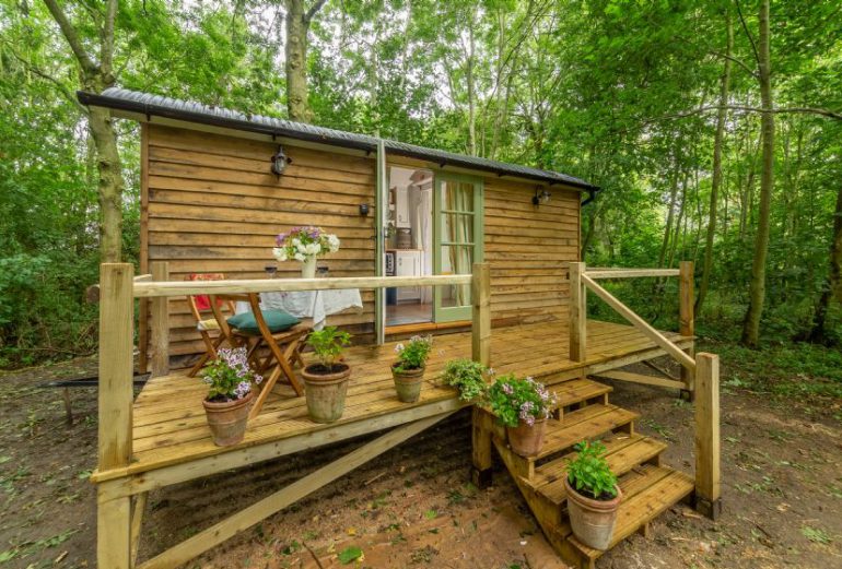 Woodland Retreat Shepherd’s Hut Thumbnail Image