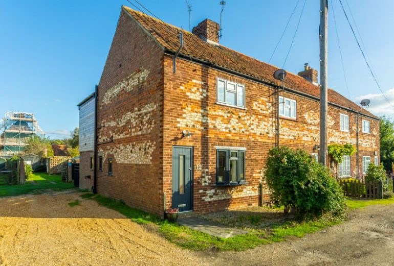 Barnwell Cottage Thumbnail Image