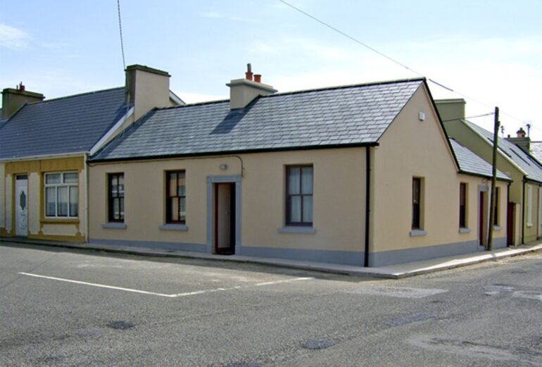 Kilkee Cottage Thumbnail Image