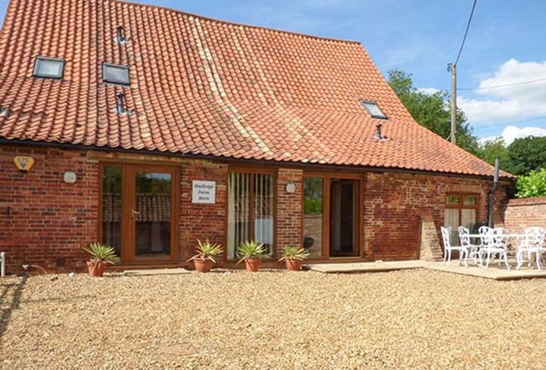 Hadleigh Farm Barn Thumbnail Image