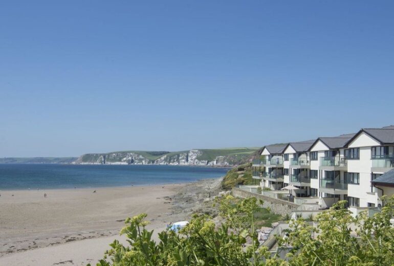 2 Burgh Island Causeway Thumbnail Image