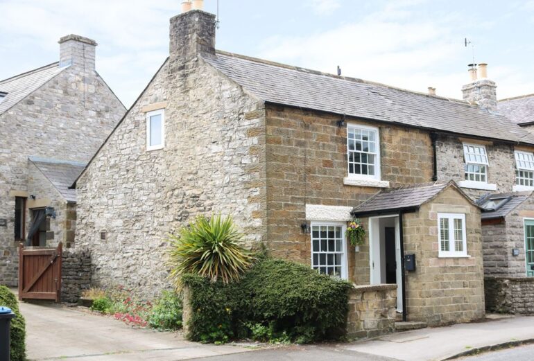 Gritstone Cottage Thumbnail Image