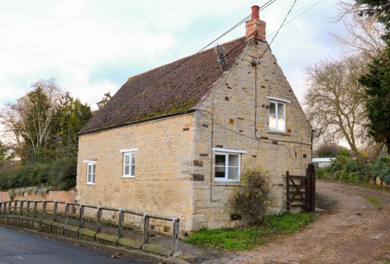 Manor Farm House Cottage Thumbnail Image