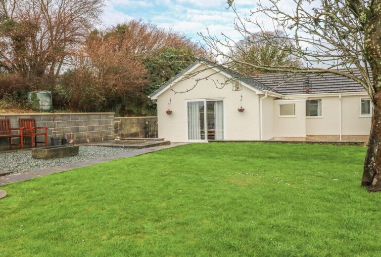 Broadford Farm Bungalow Thumbnail Image