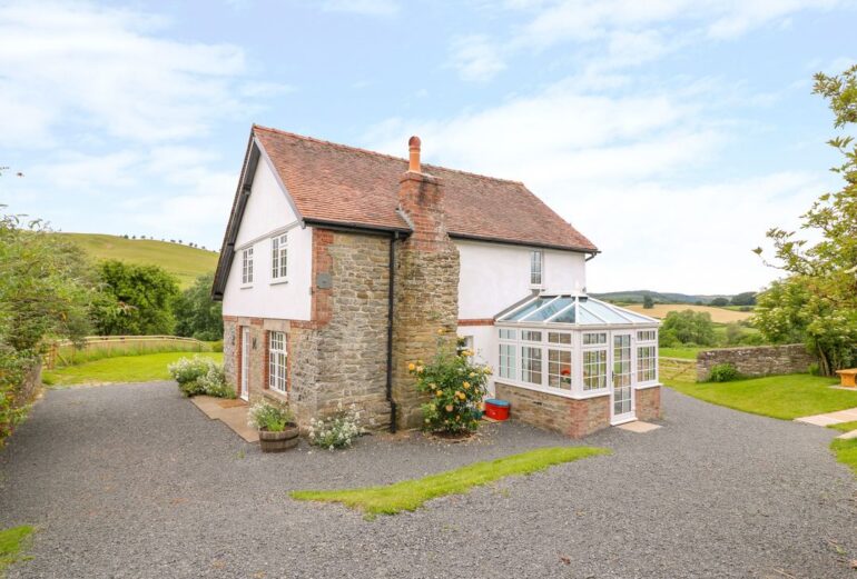 The Old Farmhouse, Upper Pitts Thumbnail Image