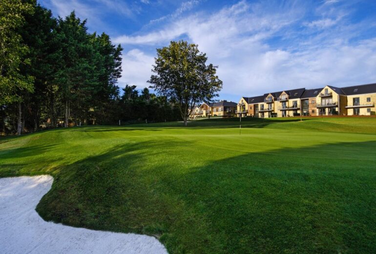 Cotswold Club (Apartment 2 Bedrooms with Golf View) Thumbnail Image