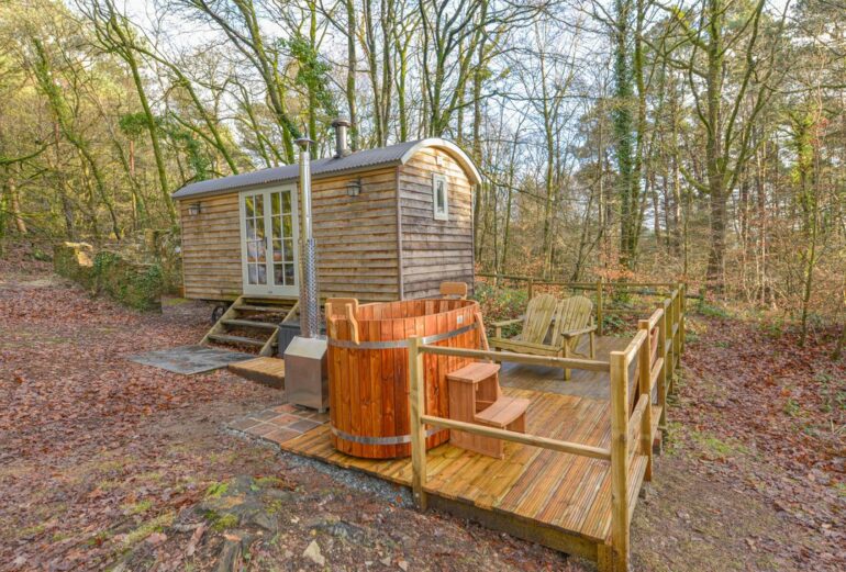 Rock View Shepherd’s Hut Thumbnail Image