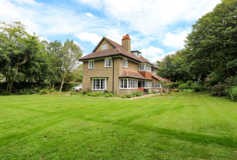 Beckhythe Cottage Thumbnail Image