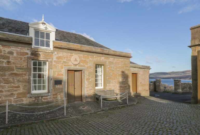 Royal  Artillery Cottage – Culzean Castle Thumbnail Image