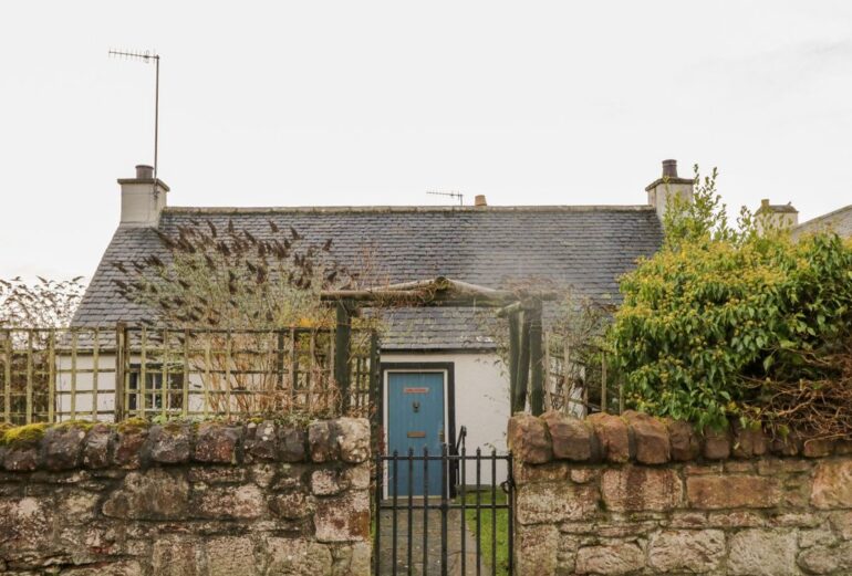 Lydia Cottage – Cromarty Thumbnail Image