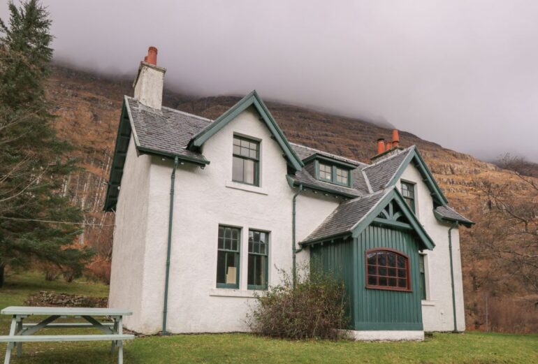 Glen Cottage – Torridon Thumbnail Image