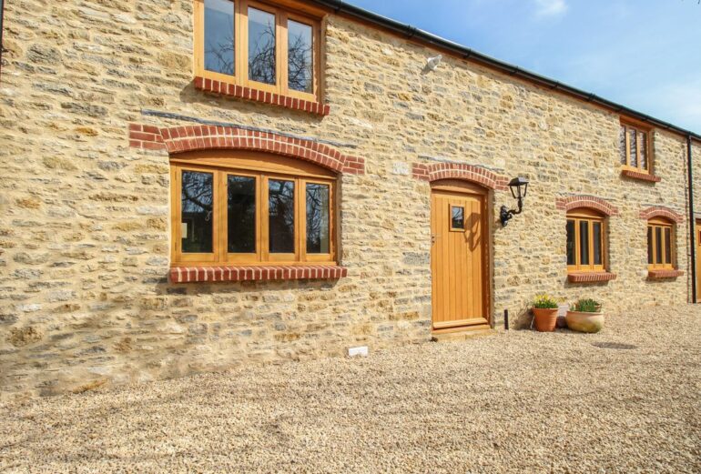 The Stables, Burton Bradstock Thumbnail Image