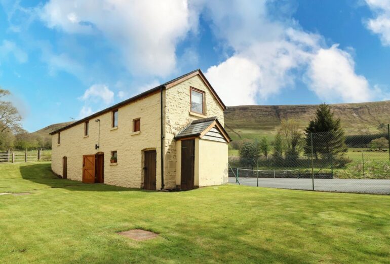 The Shepherd’s Bothy on Blaenbrynich Farm Thumbnail Image