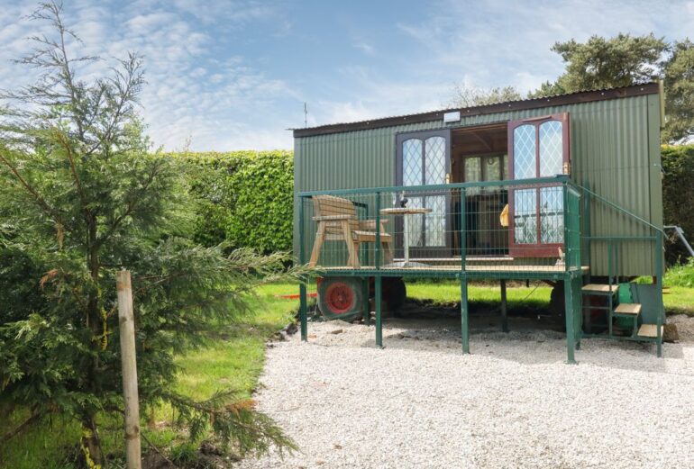 Packhorse Shepherd’s Hut Thumbnail Image