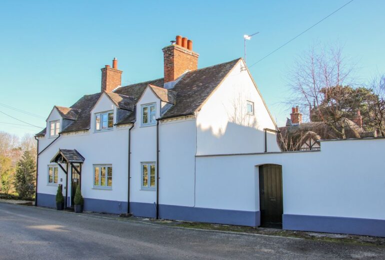 Longcourt Cottage Thumbnail Image