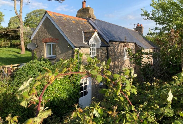 Yew Tree Cottage Thumbnail Image