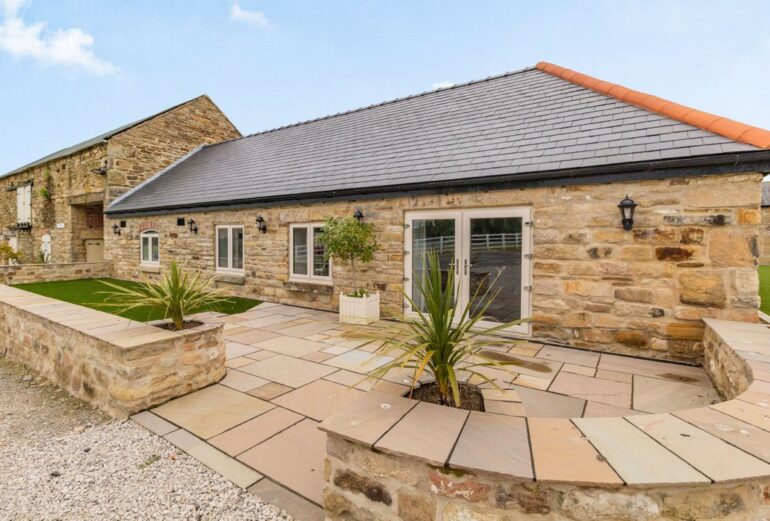 Barn Conversion Thumbnail Image