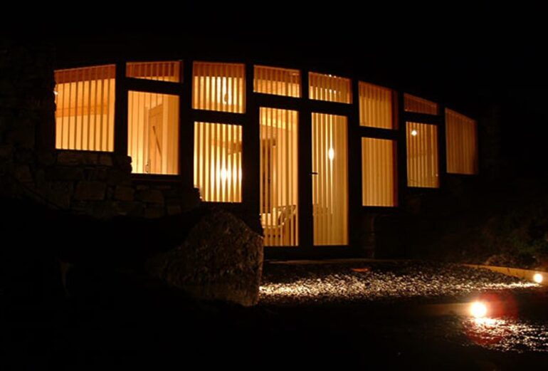 Hebridean Earth House Thumbnail Image