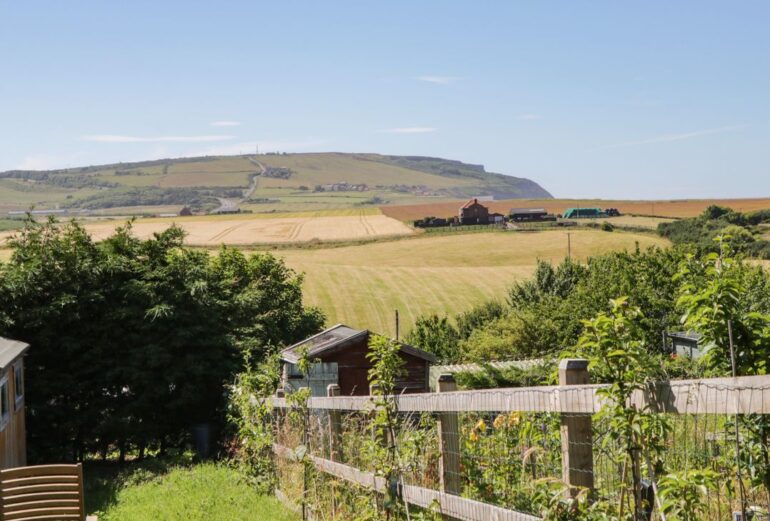 33 Staithes Lane Thumbnail Image