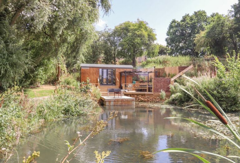 The Shepherds Hut at Bridge Lake Farm & Fishery Thumbnail Image