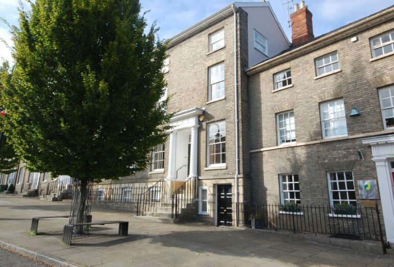 Abbey Gardens Apartment, Bury St Edmunds Thumbnail Image